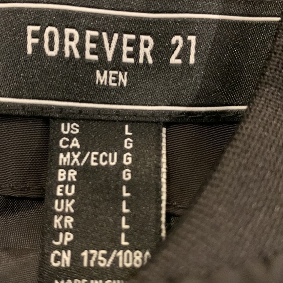 Forever 21 Men - Picture 3 of 7